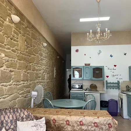 Rustic 2 Bedroom Stone In Malonas Rodos Apartament